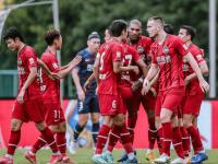 开云体育app-沃尔夫斯堡连续告捷，领跑积分榜