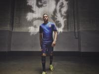 开云体育直播-世界排名争夺战焦点战，那不勒斯强势晋级克罗地亚