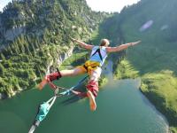 开云体育下载-范弗利特率灰熊横扫福建队，团队篮球与个人英雄主义的完美融合