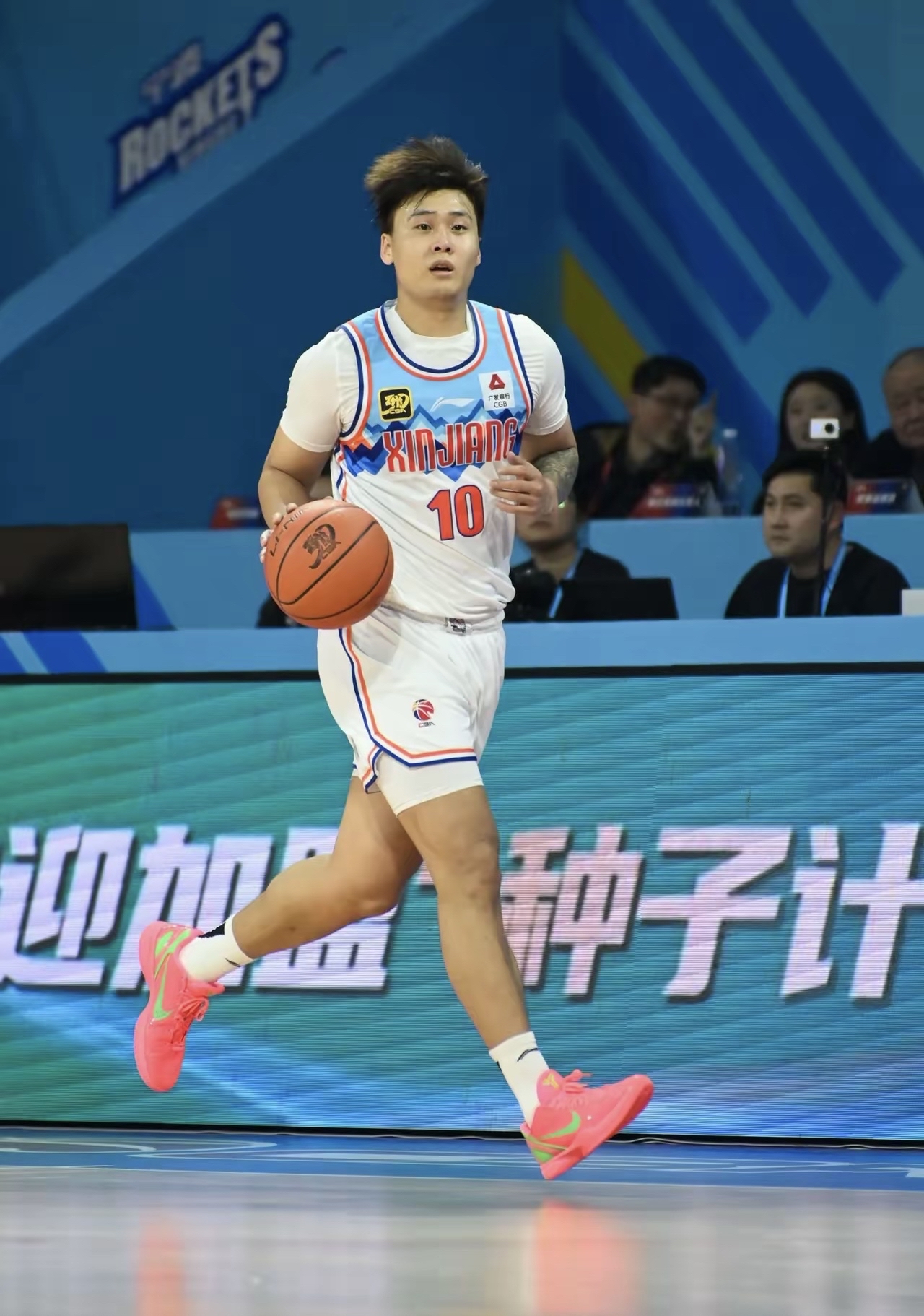 冲击冠军无畏困难,北控男篮信心满满的简单介绍 冲击冠军无畏困难,北控男篮信心满满的简单介绍