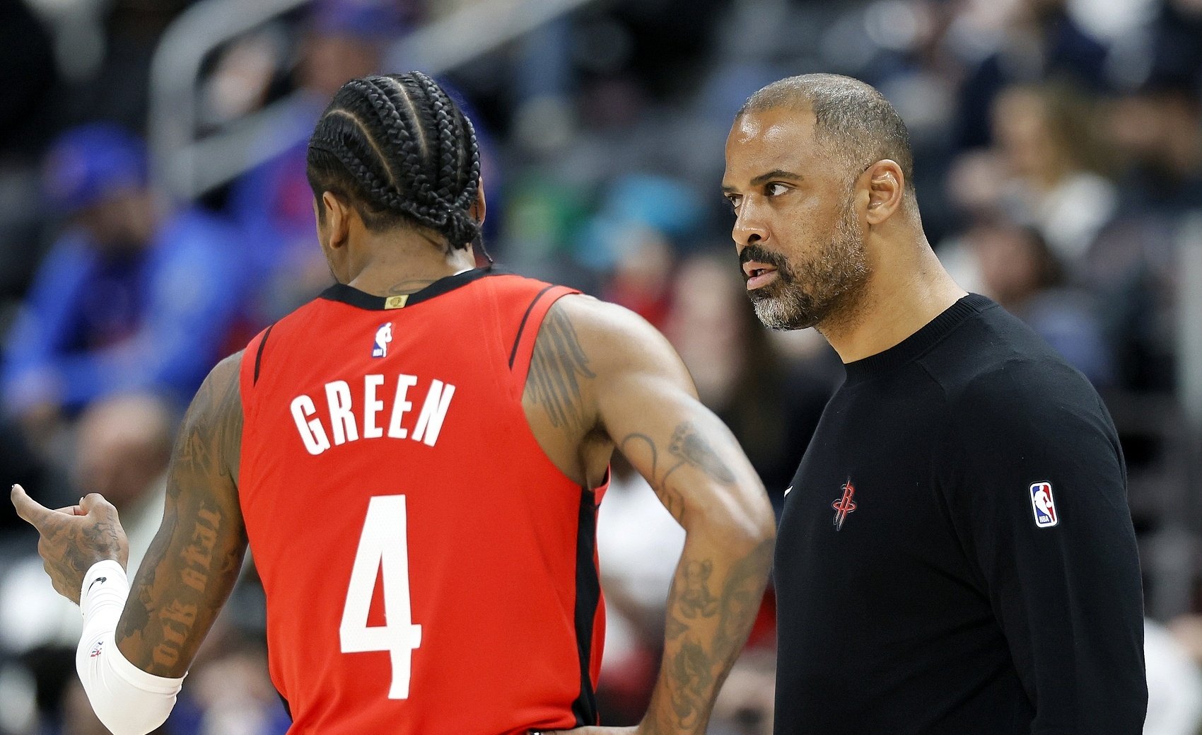 火箭队战胜登陆江西,跻身联赛前列 火箭队战胜登陆江西,跻身联赛前列