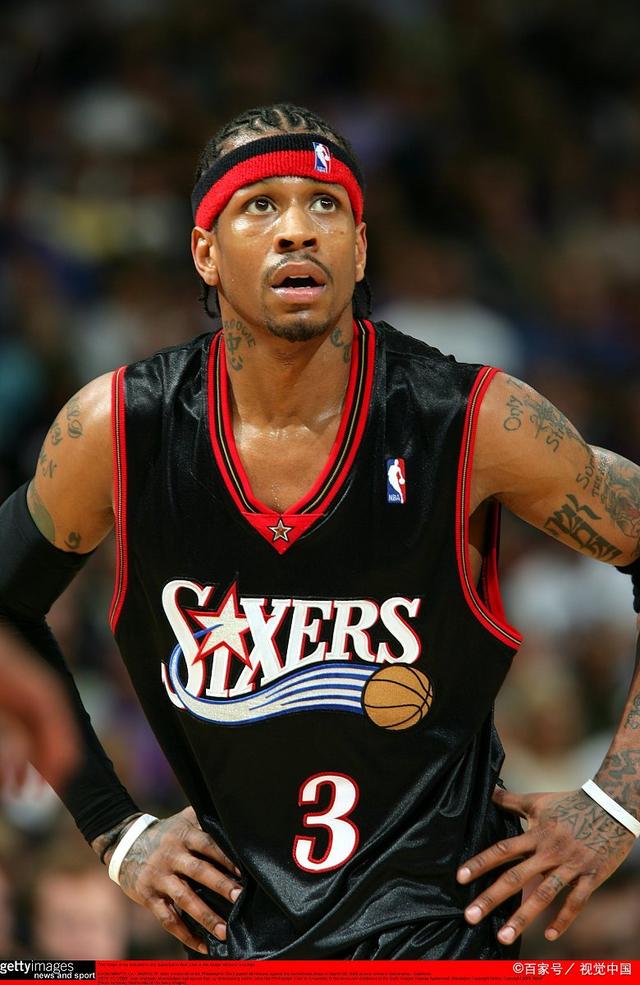 篮球明星表现抢眼,精湛技艺引发惊叹的简单介绍 篮球明星表现抢眼,精湛技艺引发惊叹的简单介绍