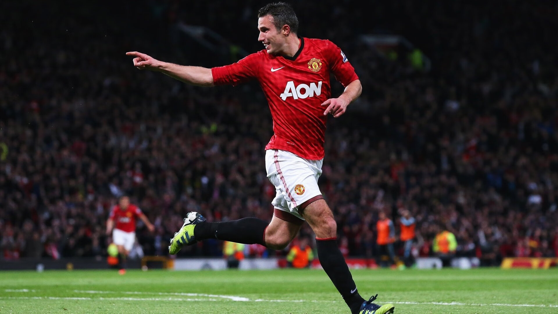 智利节奏掌控波兰，劳塔罗成为关键先生，一场战术与意志的较量